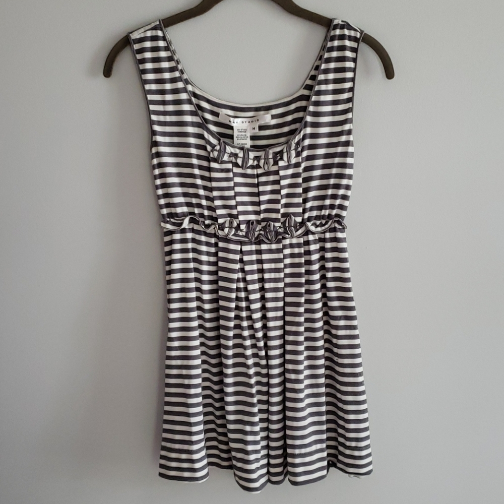 MAX STUDIO Ruched Gray and White Striped Top